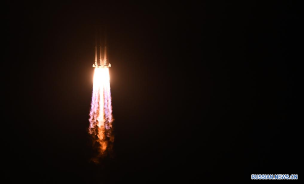 Китай запустил грузовой космический корабль "Тяньчжоу-8" для отправки грузов на космическую станцию Китай запустил грузовой космический корабль "Тяньчжоу-8" для отправки грузов на космическую станцию